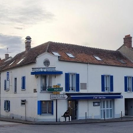 Hôtel Sainte-Barbe Guignes-Rabutin Extérieur photo