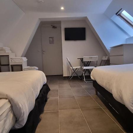 Hôtel Sainte-Barbe Guignes-Rabutin Extérieur photo